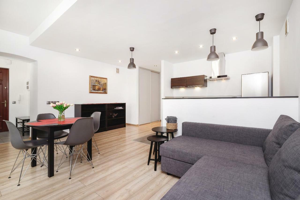 Apartments Cracow Miodowa By Renters Krakow Exterior photo